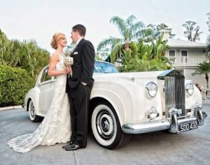 Houston Wedding Limousine Services, Limo, Limo Bus, Shuttle Bus, Sedan, Party Bus, Charter Bus, Bride, Groom, Classic, Vintage, Antique, White Rolls Royce Bentley, One Way, Bridal Party, Groomsmen, Cadillac Escalade, Lincoln